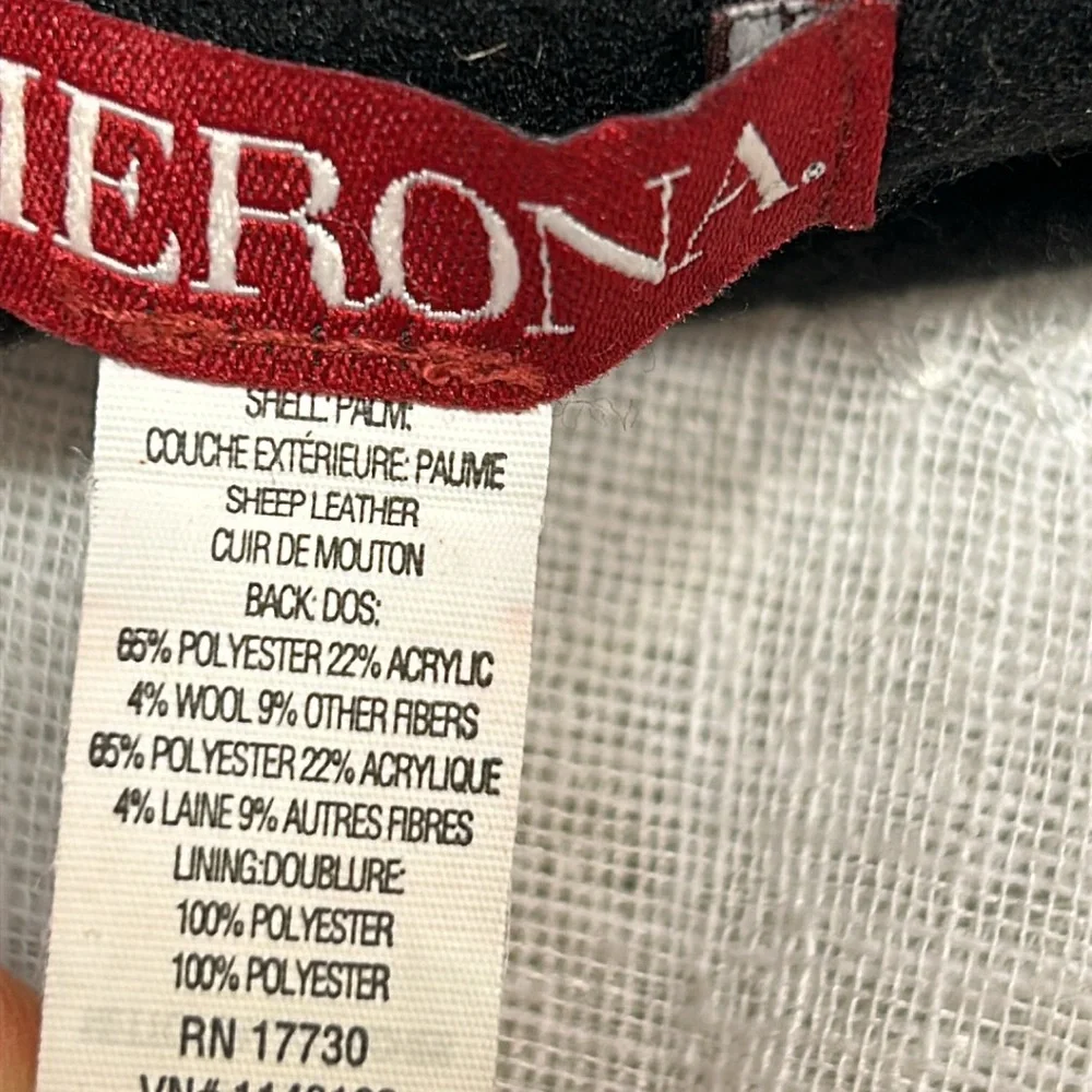 NWOT Merona sheep leather lined gloves